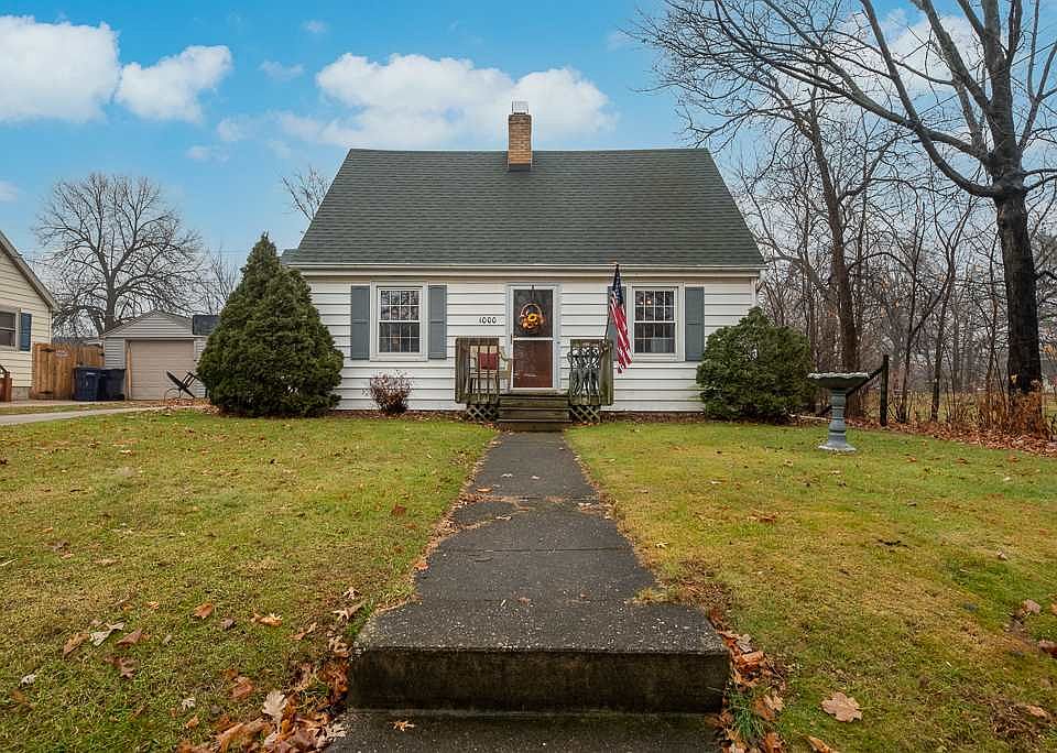 1st image of 1000 Sutherland Ave
