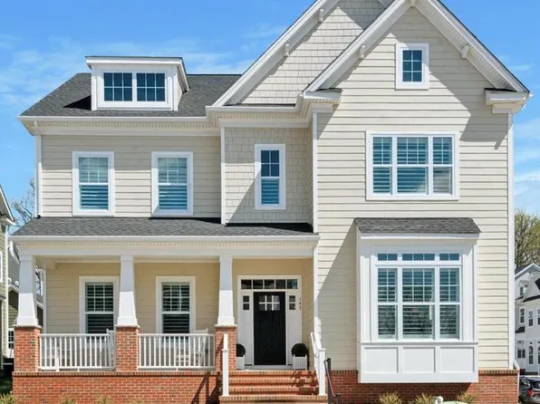 147 Lotus Ln, Malvern, PA 19355