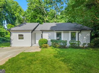 3909 S Creek Ct, Stone Mountain, GA 30083