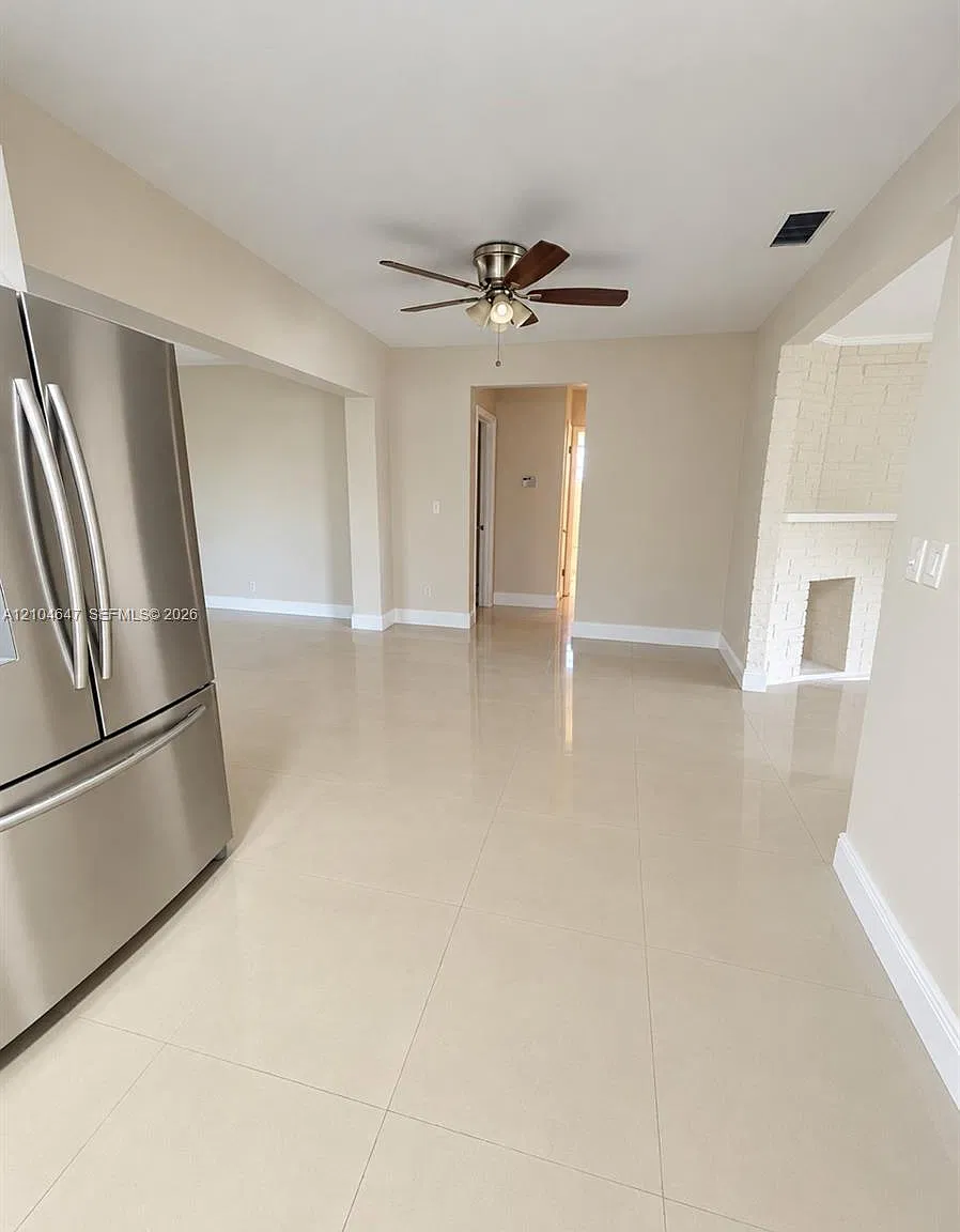 Miramar Sec 6 — Photo 3