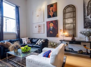 1228 Arch St #8D, Philadelphia, PA 19107