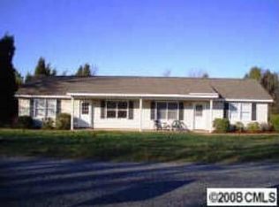 124-B Foursquare Rd, Mooresville, NC 28115