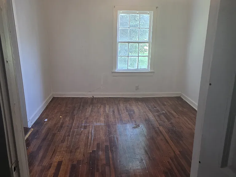 559 N Cumberland St — Photo 8