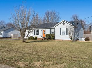 929 Linda Dr, Oak Grove, KY 42262