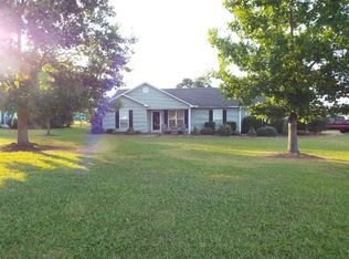 289 Summer Lady Ln, Boiling Springs, SC 29316