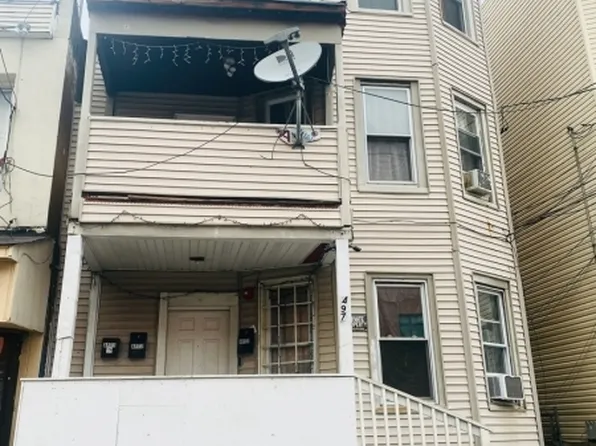 497 Market St, Paterson City, NJ 07501