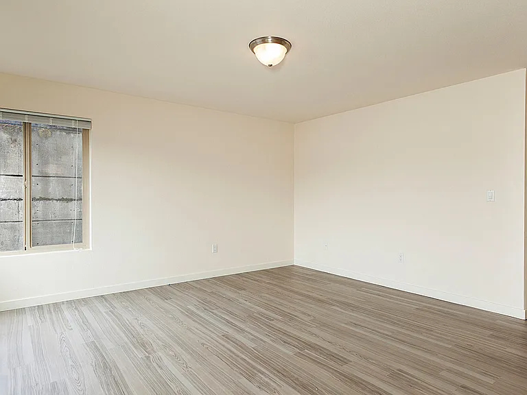 Minor Tower Apartments - Located in Eastlake — Photo 111