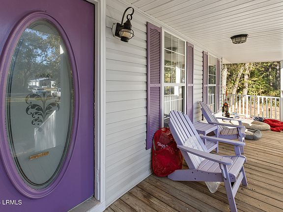4th image of 724 Meriweather Dr