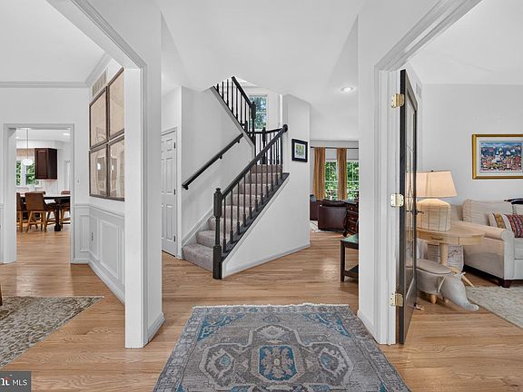 2nd image of 1207 Asquithpines Pl