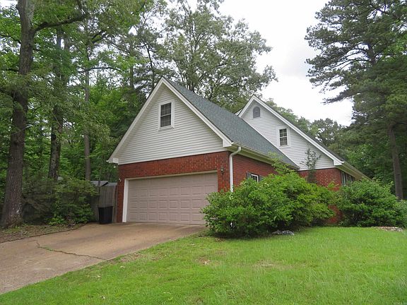 5th image of 807 N Park Dr