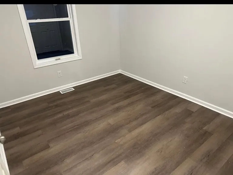 109 Blaze Dr — Photo 11