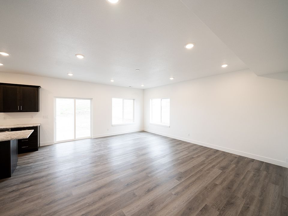 Norfolk Plan, Build on Your Lot er OLO Builders, Ogden, UT 84404