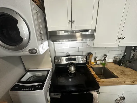 Rented by Fifth & Forever LLC | media 23