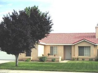 5325 Adobe Dr, Palmdale, CA 93552