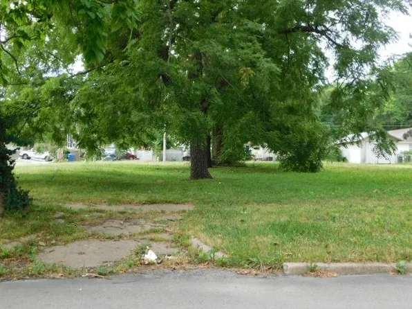 0 W Park St, Pittsburg, KS 66762