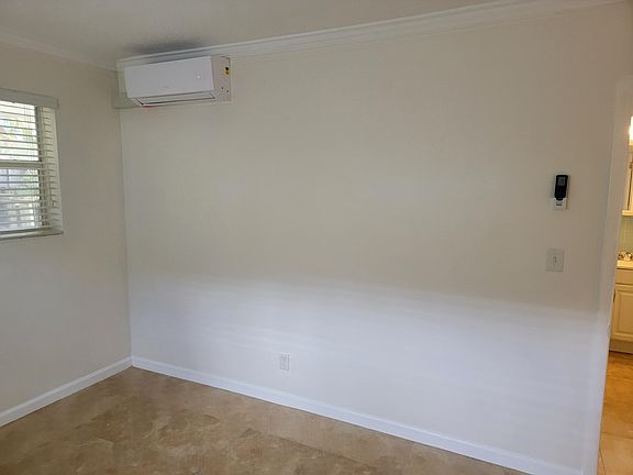 5th image of 656 SE 19th Ave #F