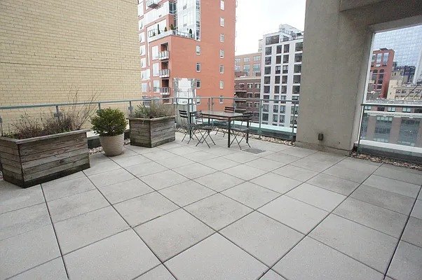 Rented by Nest Seekers International | media 18