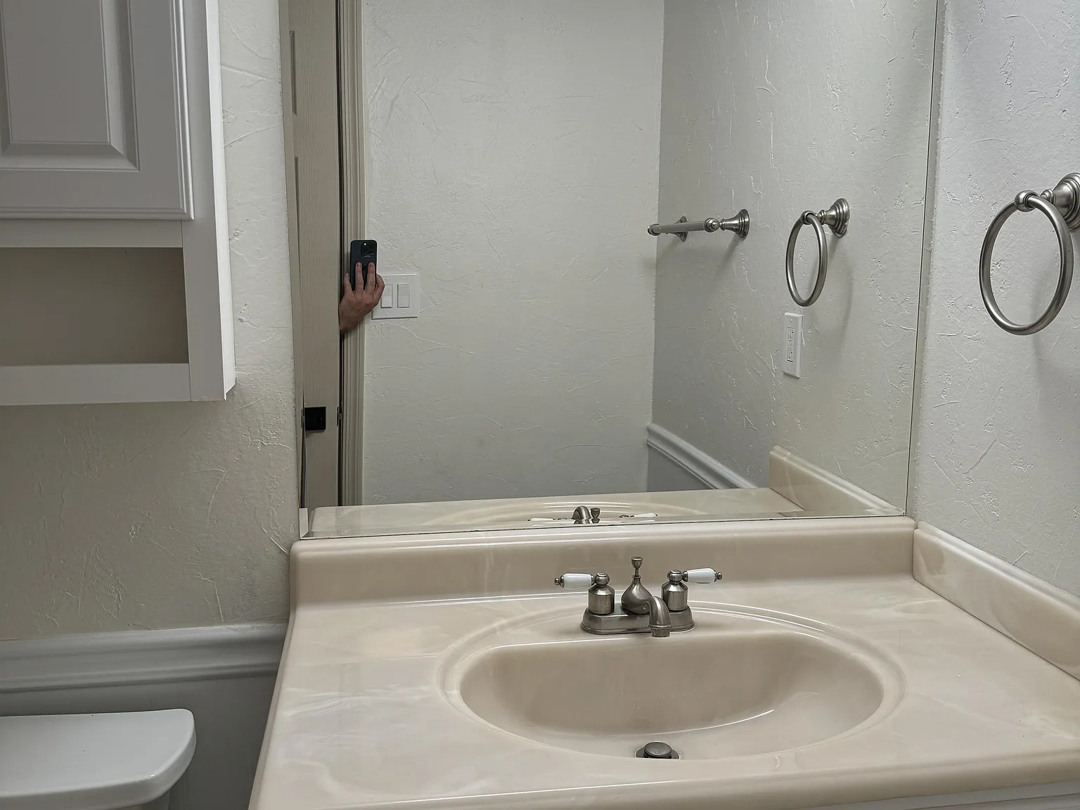 4 bed, 3.0 bath, 1489 sqft, $836 — Photo 2