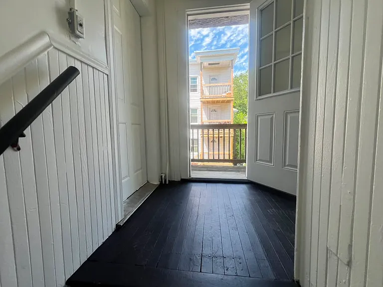 15 Broadway #2 — Photo 2