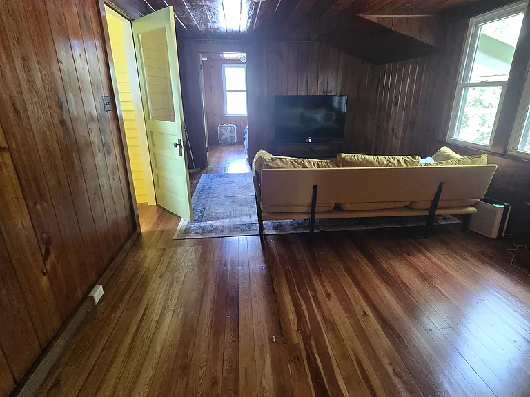 106 Banana St #Q — Photo 3