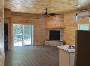 20 Tower Rd, Manchester, ME 04351