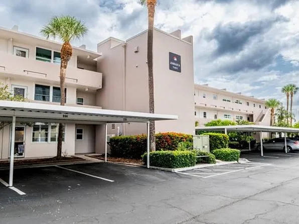 7401 Bay Island Dr S APT 237, South Pasadena, FL 33707