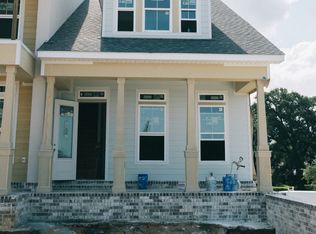 3016 Dock St, Pascagoula, MS 39567