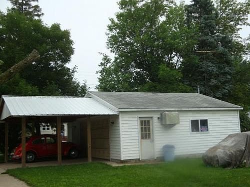 5th image of 219 W Church Ave