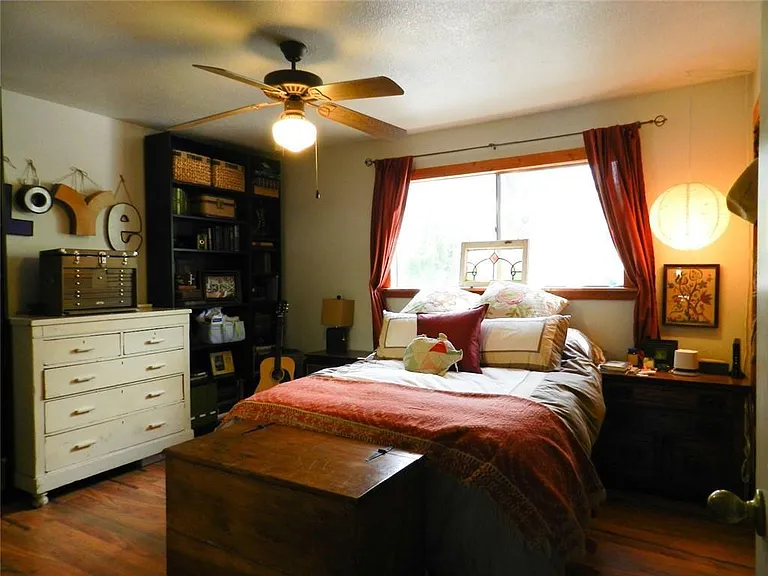 2300 Hancock Dr #7 — Photo 3