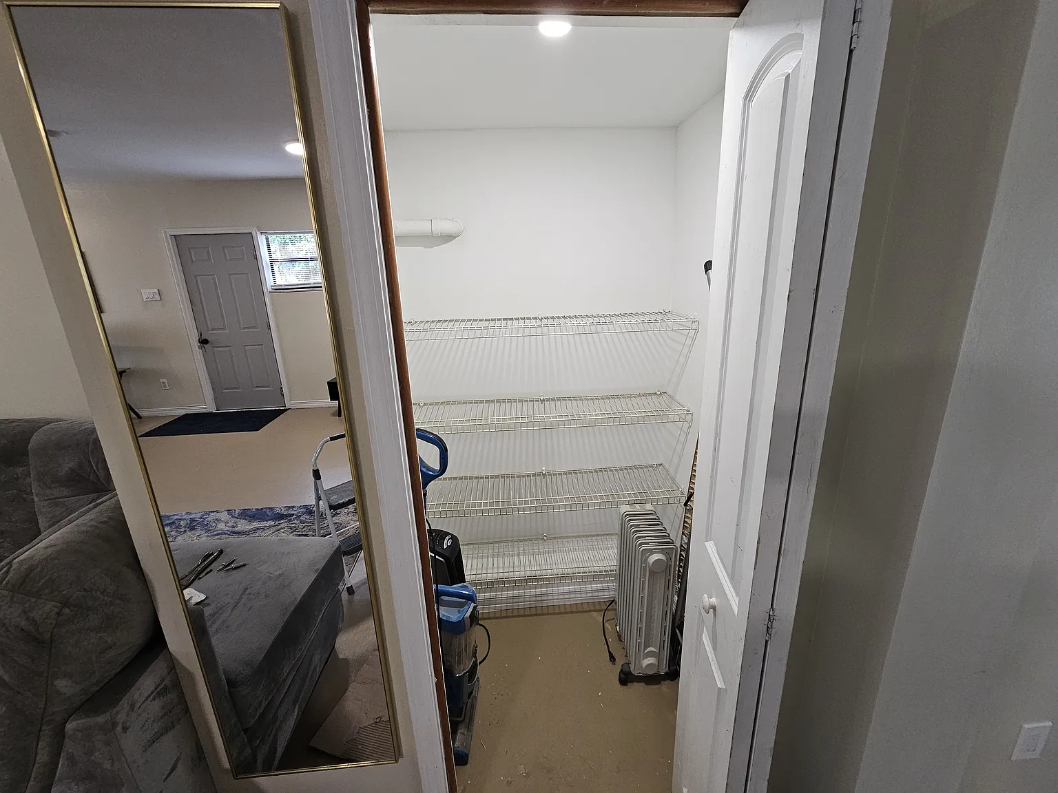 1 bed, 812 sqft, $900 — Photo 3