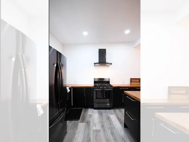 1206 Mason St — Photo 12