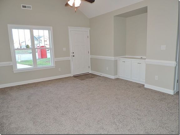 5th image of 4018 Saxby Ln NW