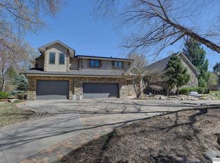 1537 S 110th St, Omaha, NE 68144