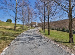 4337 Hillside Ct, New Tripoli, PA 18066