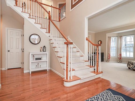 2nd image of 2641 Ambridge Dr