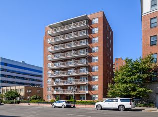 700 Summer St APT 2C, Stamford, CT 06901