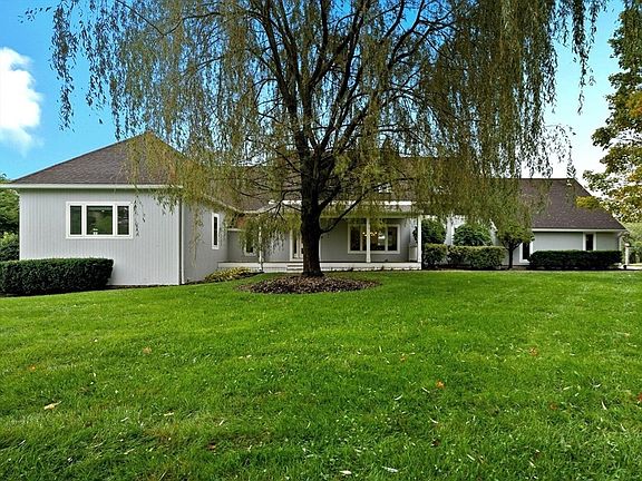 2nd image of 6 Lynbrook Rd