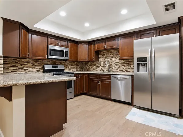 25636 Sharp Dr APT E, Hemet, CA 92544