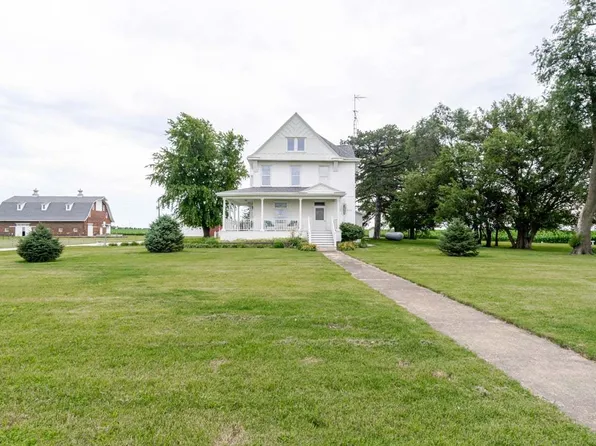 27231 E 3000 North Rd, Chenoa, IL 61726