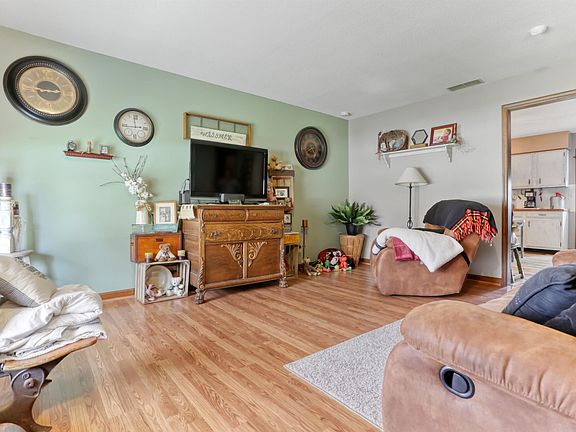 5th image of 5144 Kenwood Dr