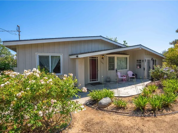1611 Hillcrest Ln, Fallbrook, CA 92028