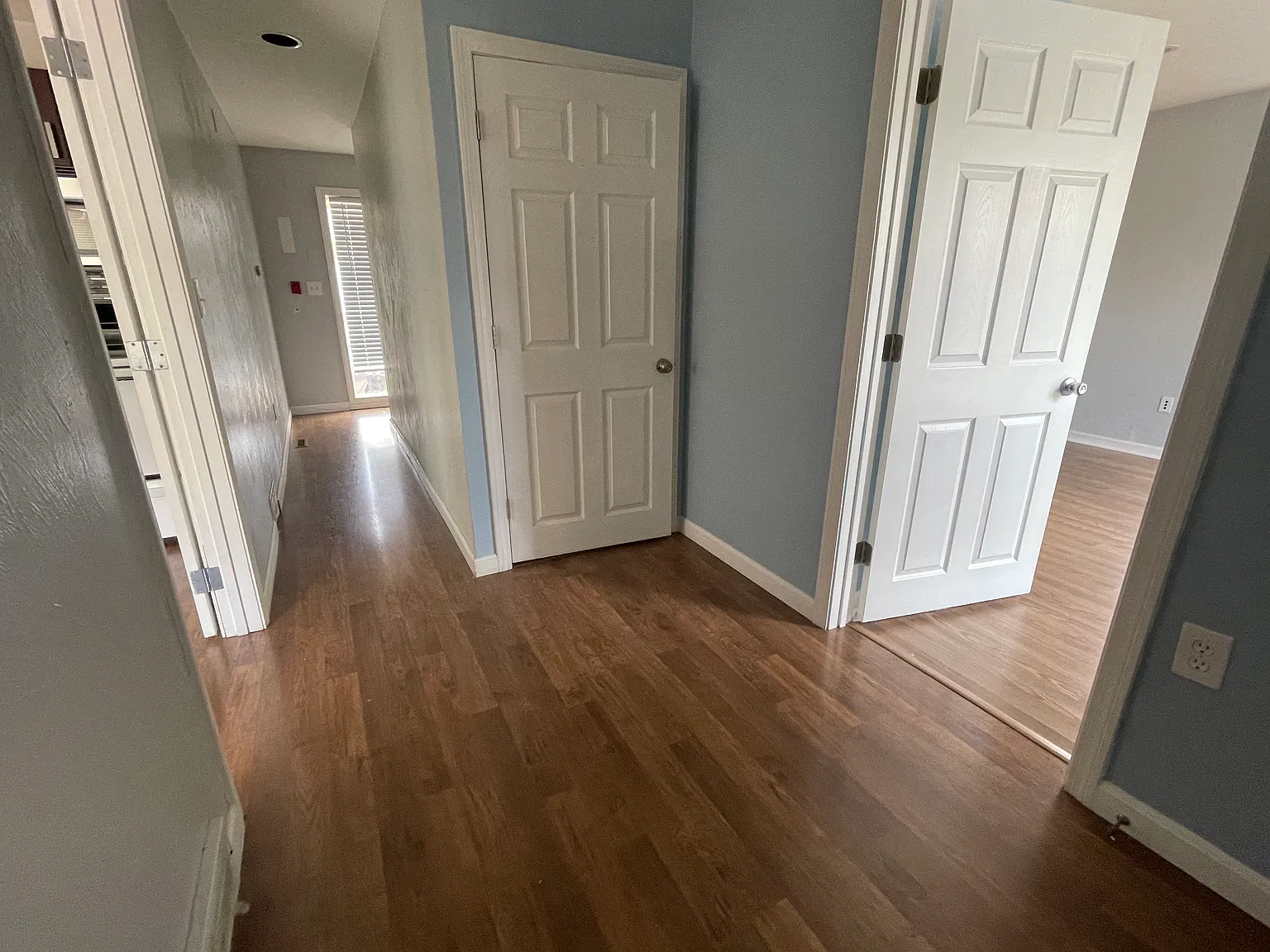 1 bed, 580 sqft, $2,300 — Photo 2