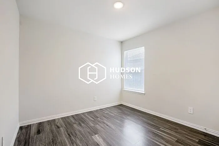418 Shorty St — Photo 8