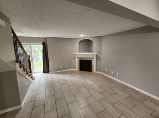 10530 E 46th Ter, Kansas City, MO 64133