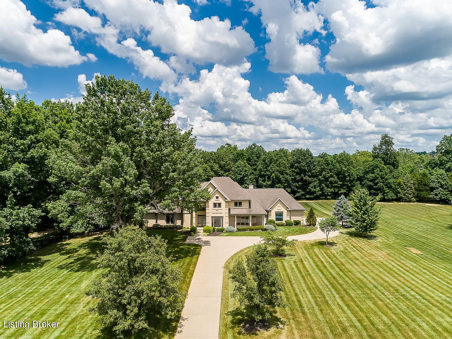 15601 Beckley Crossing Dr, Louisville, KY 40245 | Zillow