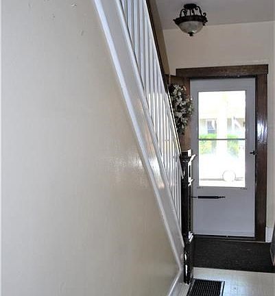 Foyer entry hallway