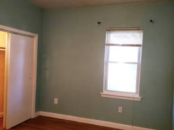 170 Windsor St #1, Cambridge, MA 02139