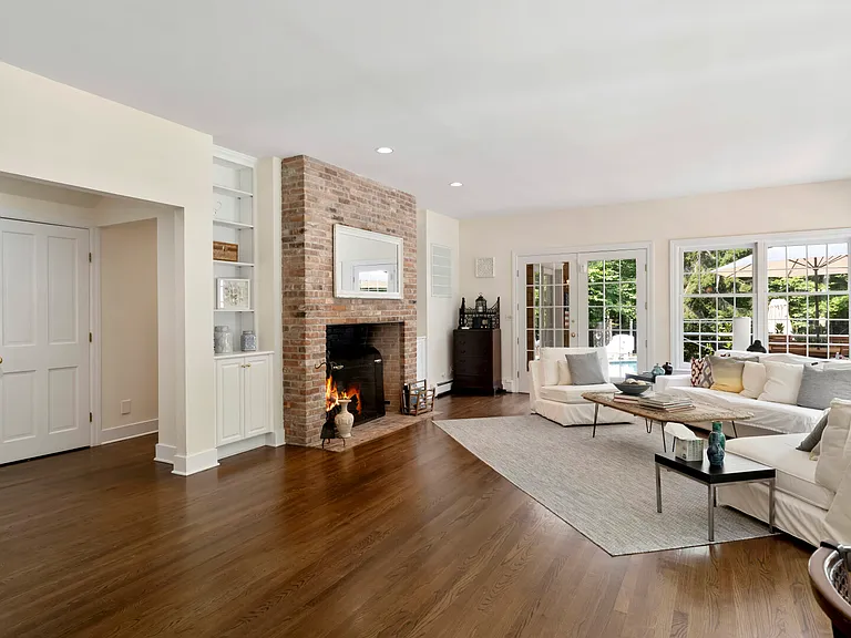 16 Alexis Ct — Photo 11