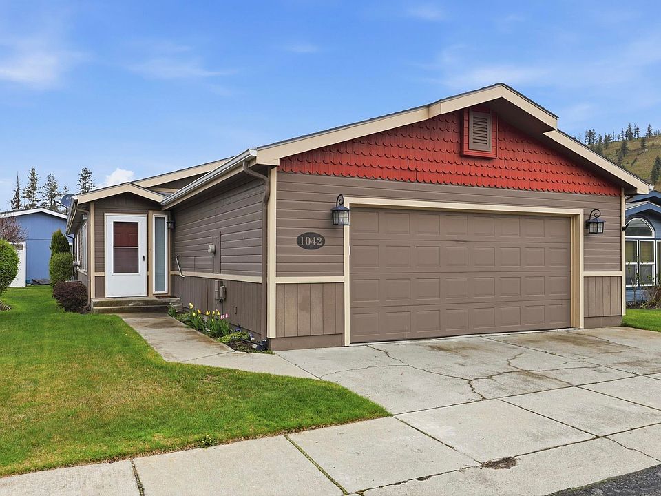 1st image of 1042 W Sunny Creek Cir