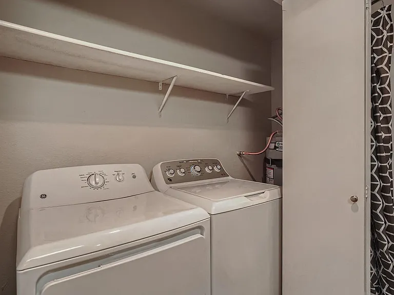 Align Apartments — Photo 8